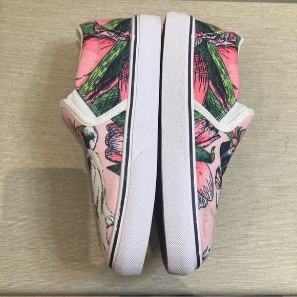 GROOVE BAGS Sz 5 Slip On Chunky Sole Pug Dog Design Slip On Flats Loafers - Picture 5 of 12